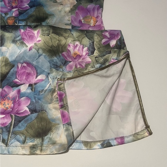 EUC Traditional Chinese Dress Mini Green with Embroidered Purple Flowers Small - Picture 4 of 9